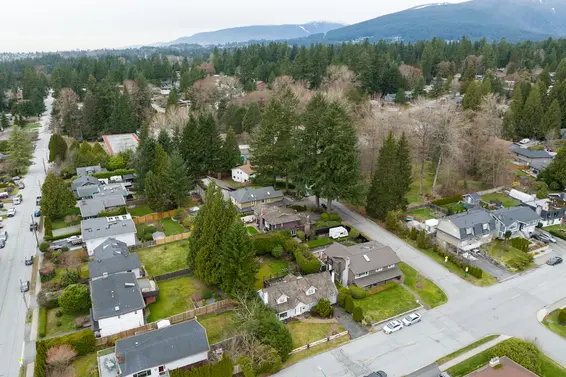 1265 Emerson Way, North Vancouver For Sale - image 44