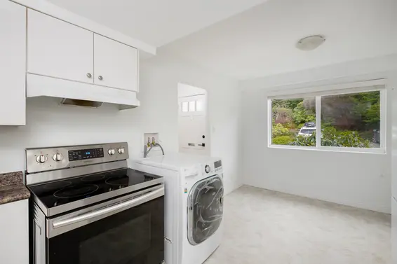 801-555 W 28th Street, North Vancouver - Kitchen 3  