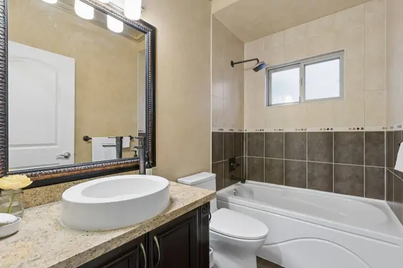 418 East 13th Street, North Vancouver For Sale - image 24