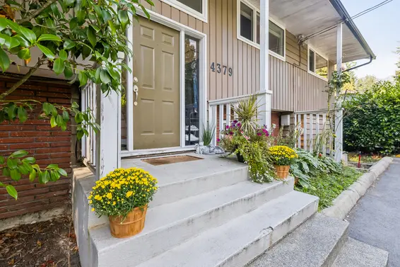 4379 Capilano Road, North Vancouver For Sale - image 37