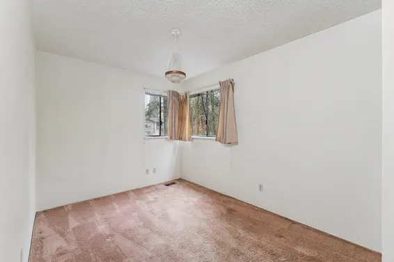 1494 Ross Road, North Vancouver For Sale - image 25