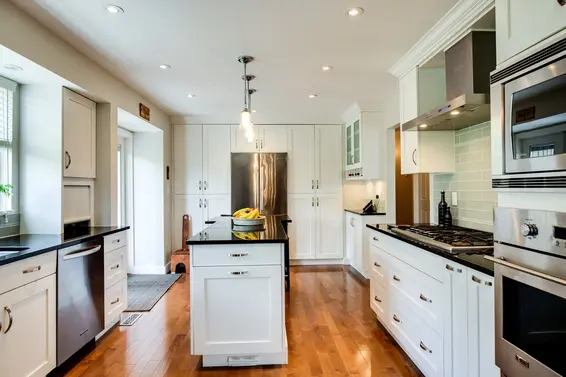 2948 Dresden Way, North Vancouver For Sale - image 10
