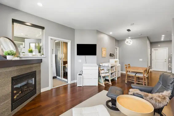 303 116 West 23rd Street, North Vancouver For Sale - image 5