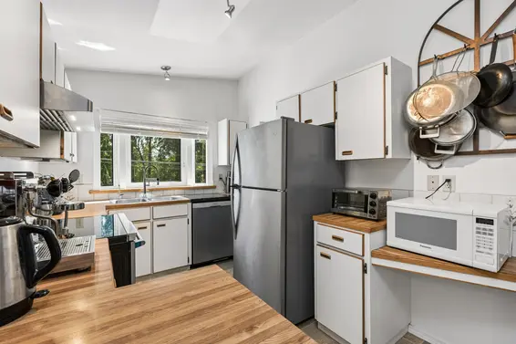 1678 Depmsey Road, North Vancouver For Sale - image 15