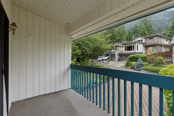 5609 White Pine Lane, North Vancouver For Sale - image 11