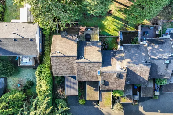 2060 Deep Cove Crescent, North Vancouver For Sale - image 32