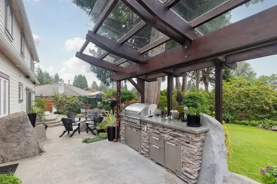 4081 Ruby Avenue, North Vancouver For Sale - image 35