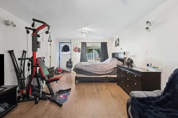 4379 Capilano Road, North Vancouver For Sale - image 25