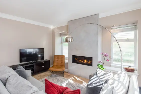 Living Room - 341 West 14th Street, North Vancouver  
