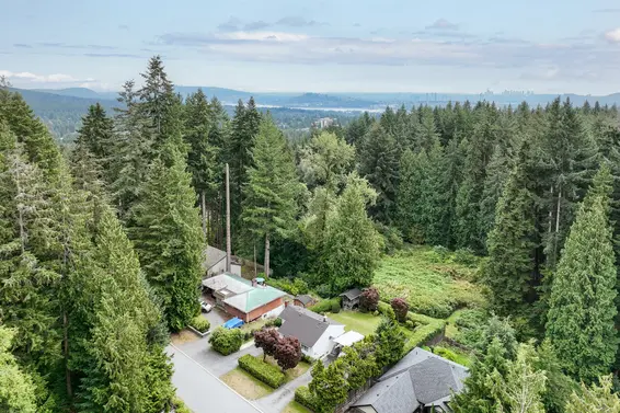 741 Wellington Drive, North Vancouver For Sale - image 1