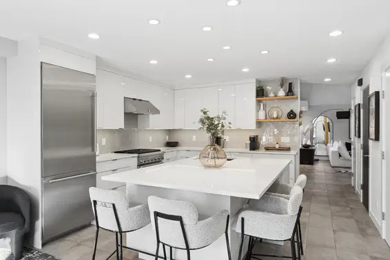 5 1550 Larkhall Crescent, North Vancouver For Sale - image 7