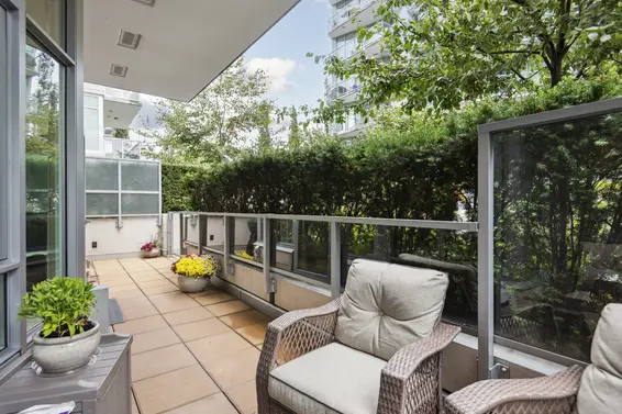 112 185 Victory Ship Way, North Vancouver For Sale - image 26