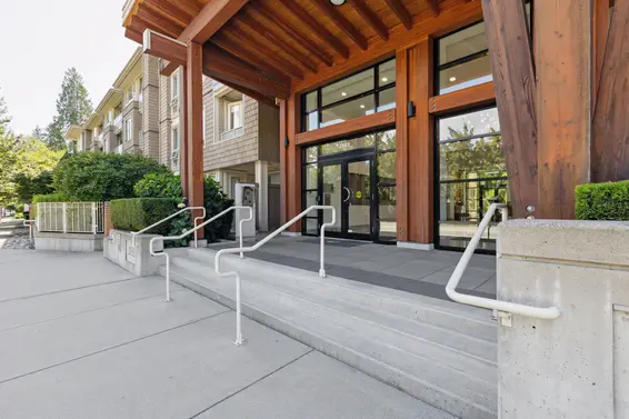 516 2665 Mountain Highway, North Vancouver For Sale - image 1