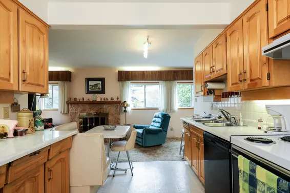 Kitchen - 144 West Osborne Road  