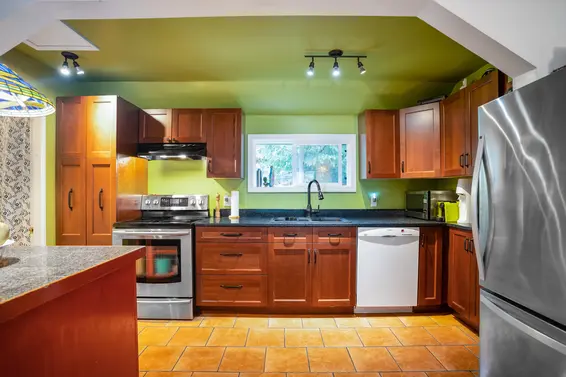 4395 Rice Lake Road, North Vancouver - Kitchen 2  