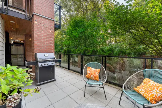 123 723 West 3rd Street, North Vancouver For Sale - image 1