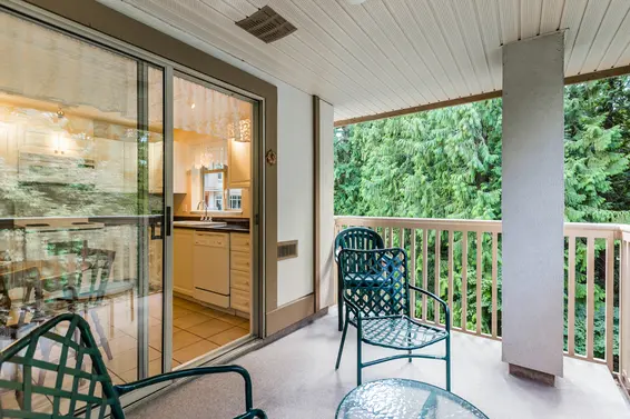 Balcony 3 - 401 2059 Chesterfield Avenue, North Vancouver  