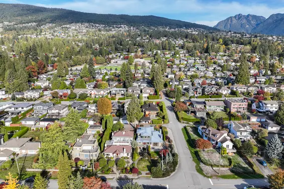 1209 Haywood Avenue, West Vancouver For Sale - image 58