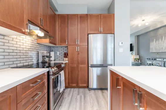 752 Orwell, Kitchen  