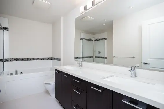 210 717 Chesterfield Avenue, North Vancouver For Sale - image 13