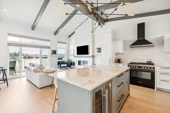 16 415 West Esplanade, North Vancouver For Sale - image 13