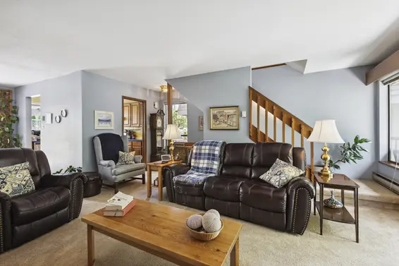 2 220 West 16th Street, North Vancouver For Sale - image 8