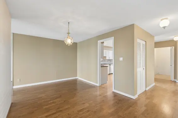 8 2206 Folkestone Way, West Vancouver For Sale - image 9