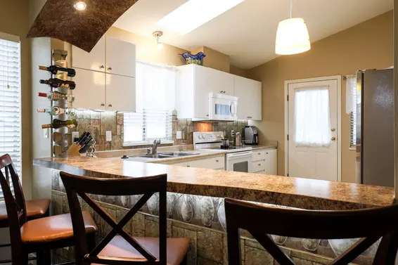 1647 Philip Avenue, North Vancouver For Sale - image 4