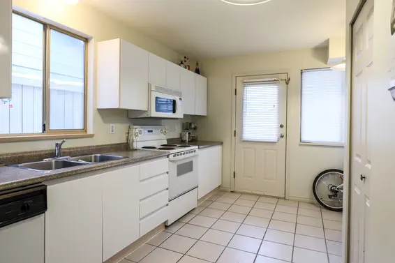 1647 Philip Avenue, North Vancouver For Sale - image 13