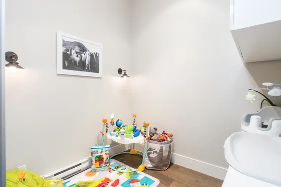 Den - 514-3606 Aldercrest Drive, North Vancouver  