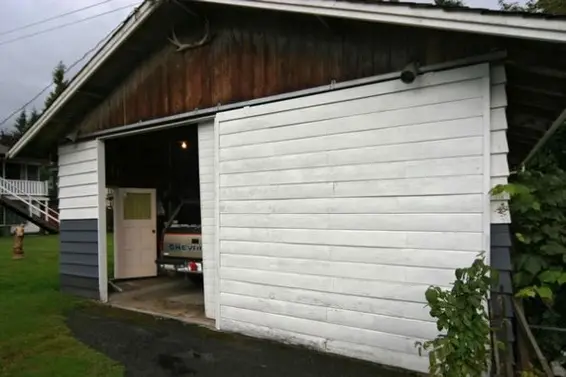 Garage  