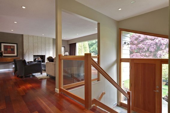 5343 Cliffridge Avenue, North Vancouver