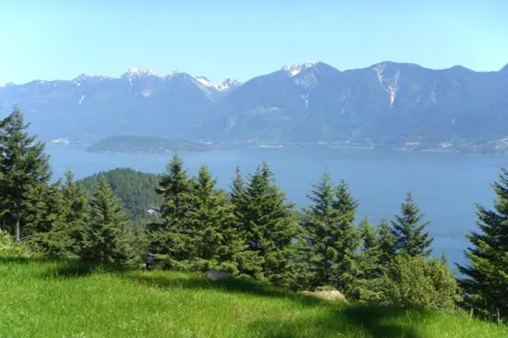 738 Channelview Drive, West Vancouver