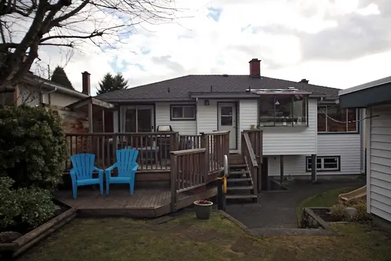 Deck  