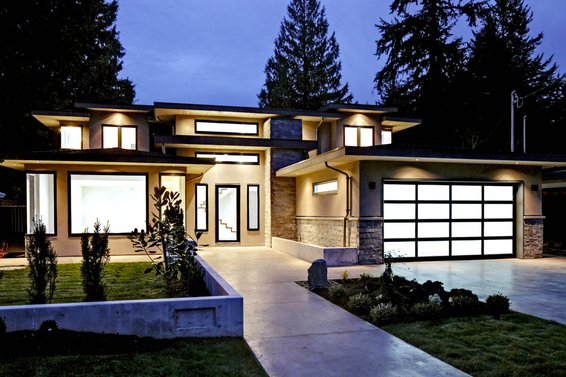 4080 Sunset Boulevard, North Vancouver