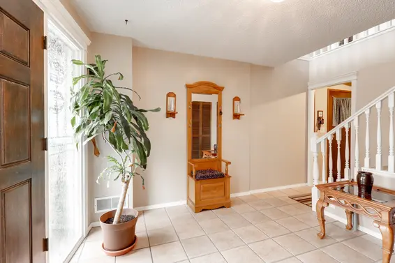 Foyer - 4775 Tourney Road, North Vancouver  