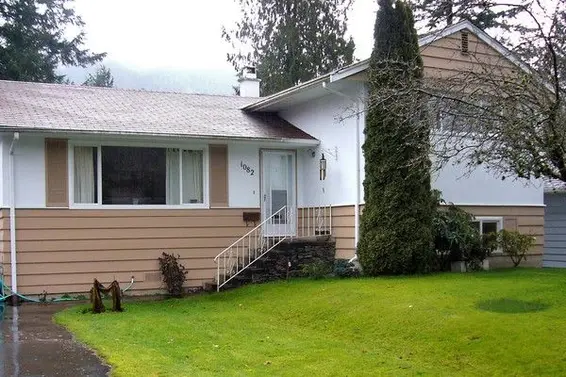 1082 Ruthina Avenue, North Vancouver