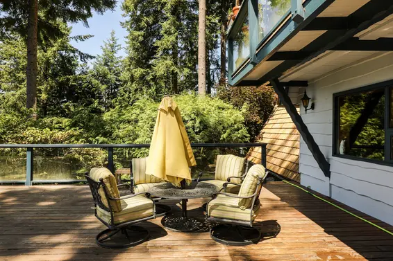 Deck - 440 Upper Bayview Road, Lions Bay  