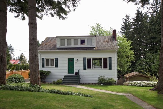555 East Queens Road, North Vancouver