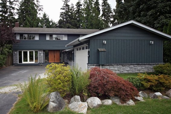 2864 Bushnell Place, North Vancouver