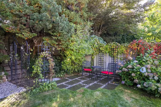 3660 Carnarvon Avenue, North Vancouver For Sale - image 23