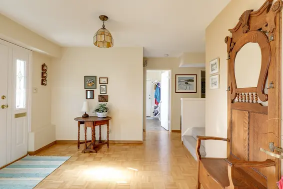 Foyer - 1984 Hyannis Drive, North Vancouver  