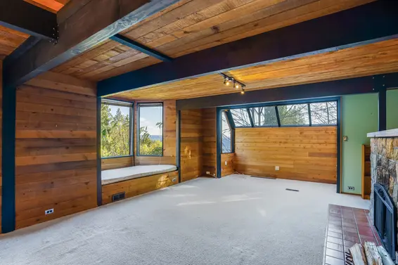 Living Room 2 - 4555 Mountain Highway, North Vancouver  