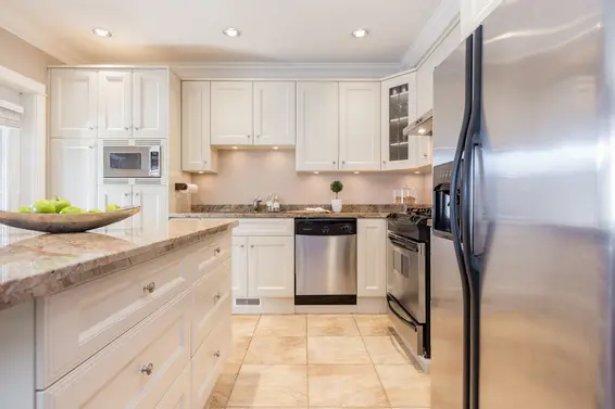 Kitchen - 341 West 14th Street, North Vancouver  