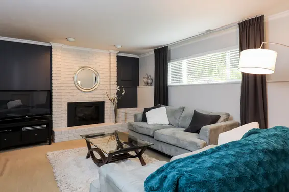 Suite Living Room - 2203 Hyannis Drive  