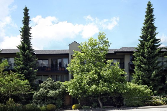 102-2545 Lonsdale Avenue, North Vancouver