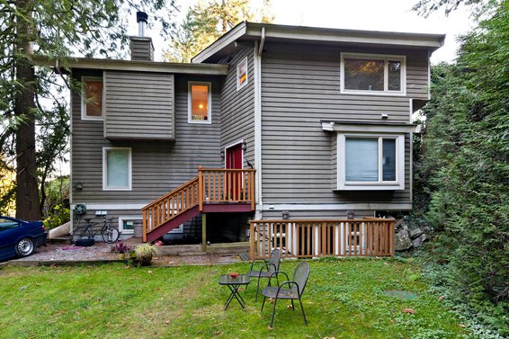 5555 Indian River Drive, North Vancouver