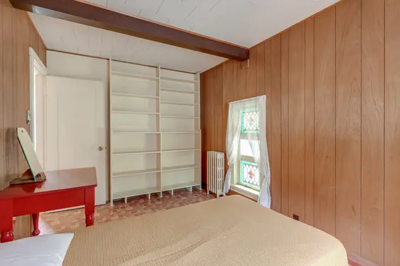 352 E 24th Street, North Vancouver - bedroom up second view  