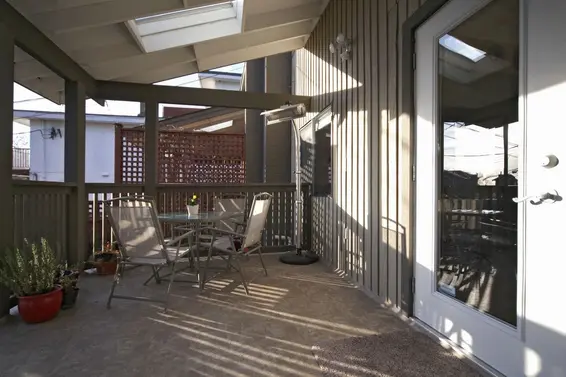 Deck  