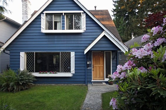 457 West 23rd Street, North Vancouver